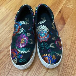 Embroidered Slide Ons